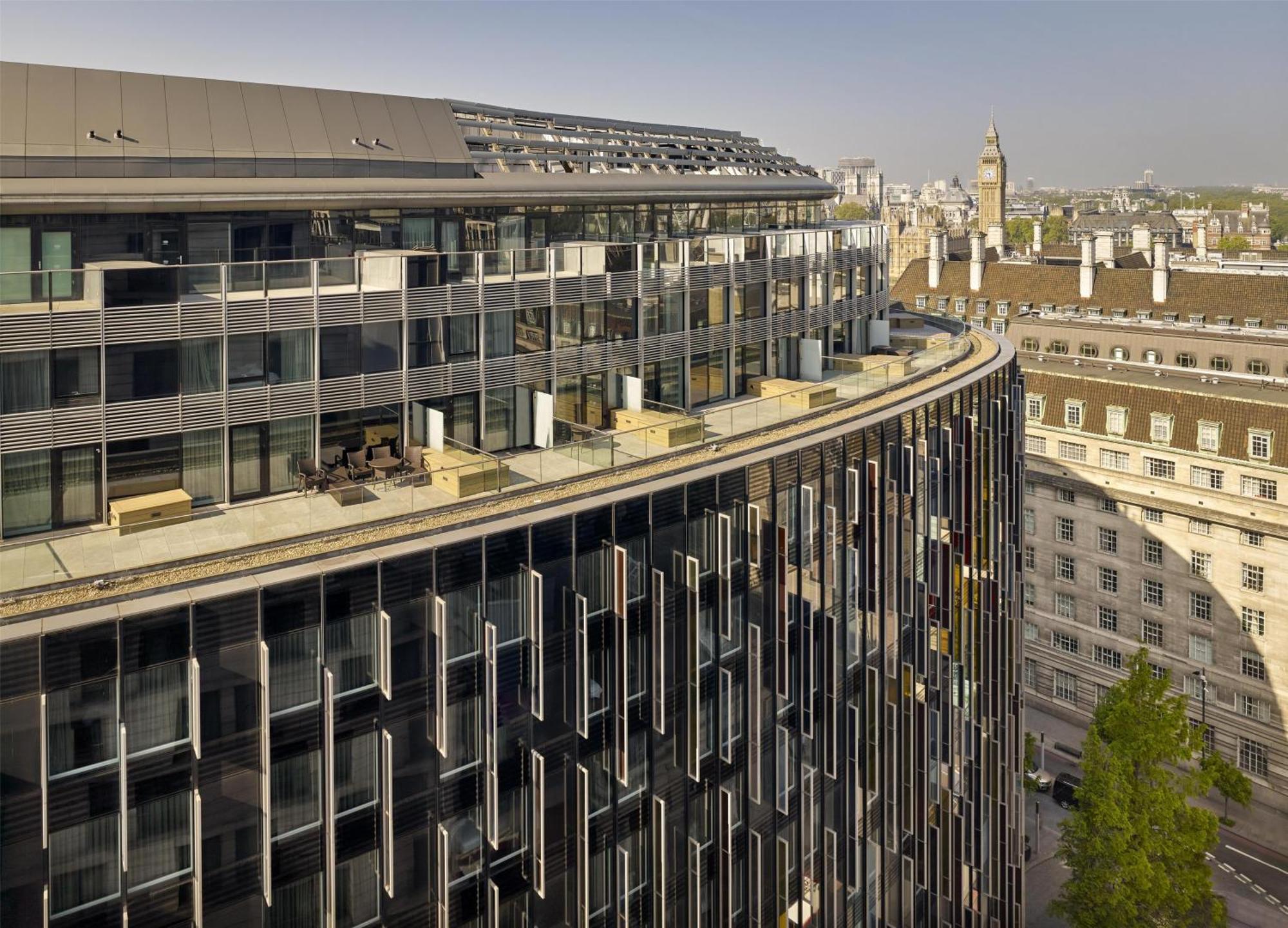Park Plaza Westminster Bridge 4* London